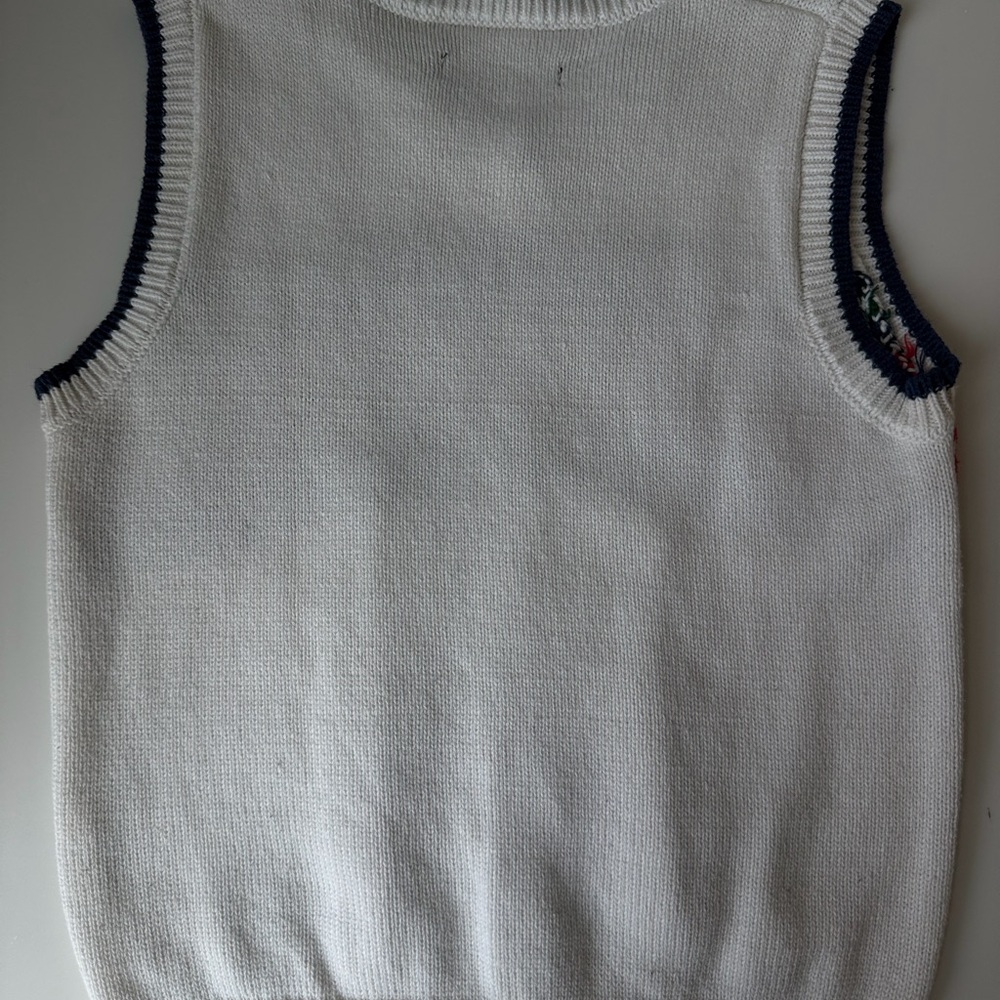 GAP Gray Knit Vest & GAP Cream Fair Isle Vest - Picture 3 of 6